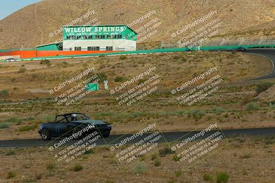 media/Jun-01-2025-CalClub SCCA (Sun) [[eae223c5dd]]/Group 1/Track Event 5/